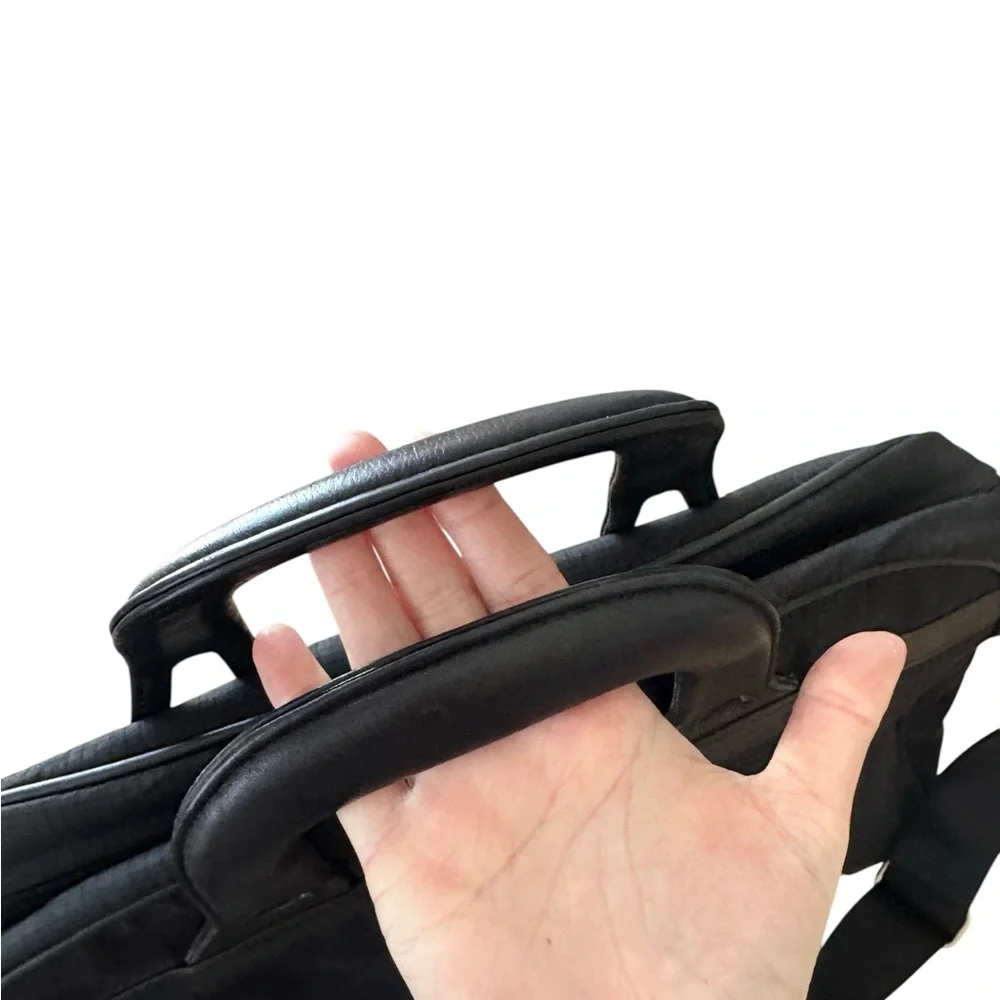 Tumi 2571D Black Nylon Leather Laptop Shoulder Top Handel‎ Travel Messenger Bag